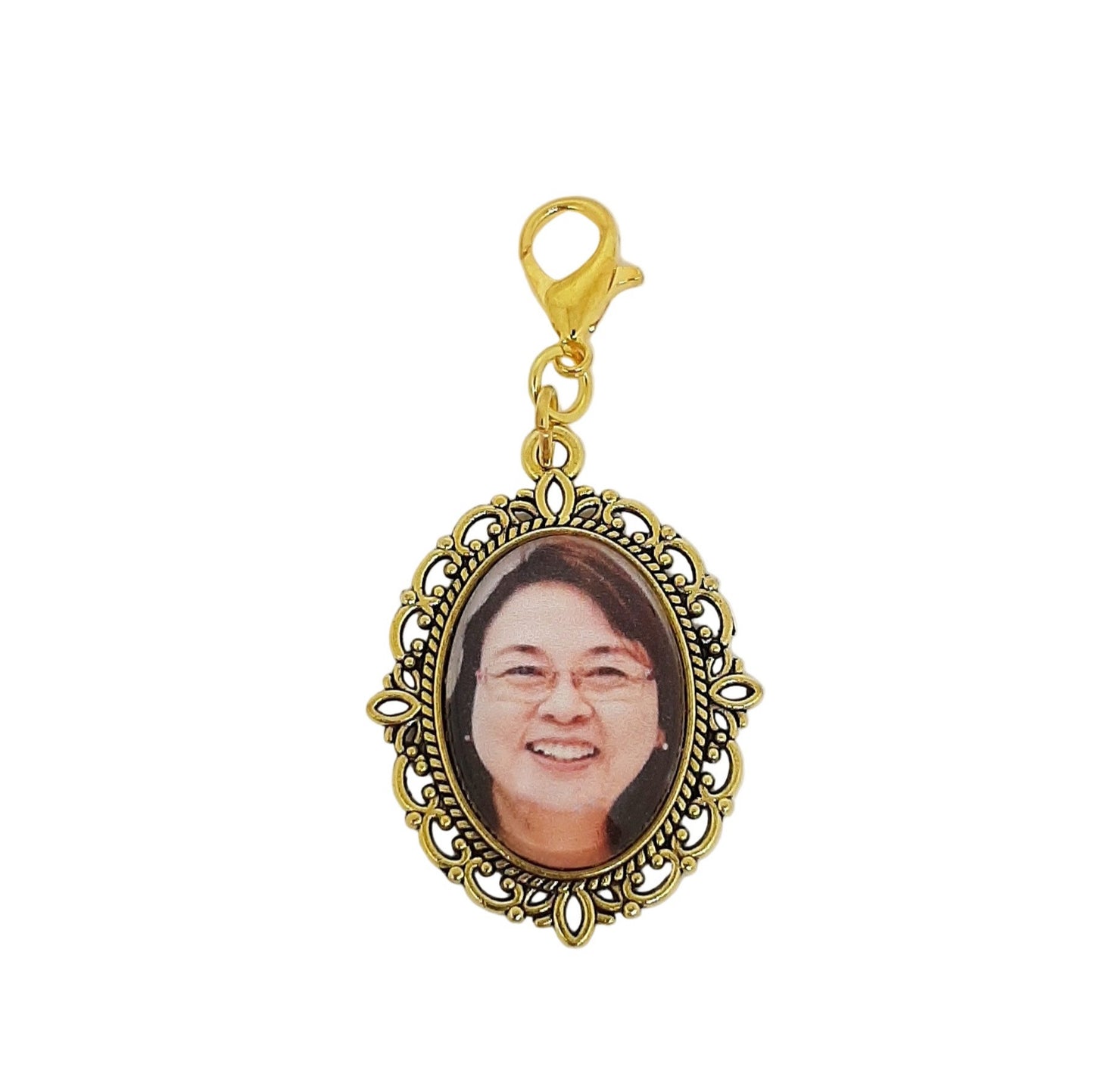 Medium Oval Boutonniere / Bouquet Charm (Design C2, C7)