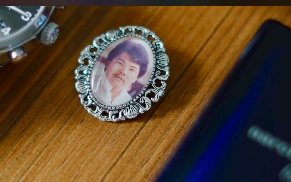 Silver Medium Oval Pin (Design PS2)